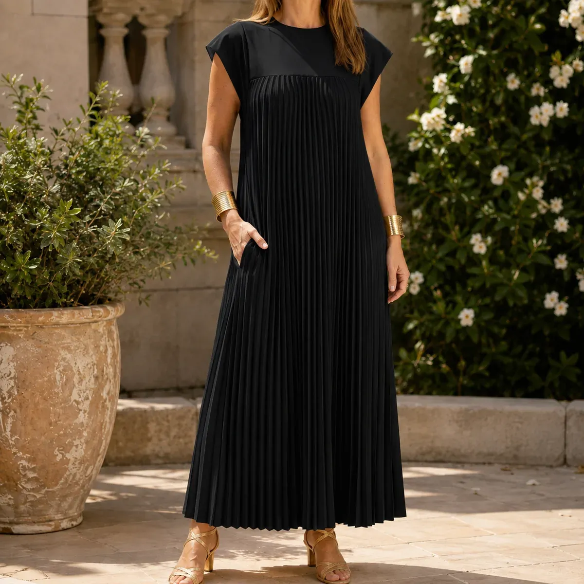 Vivienne Pleated Maxi Dress in Black