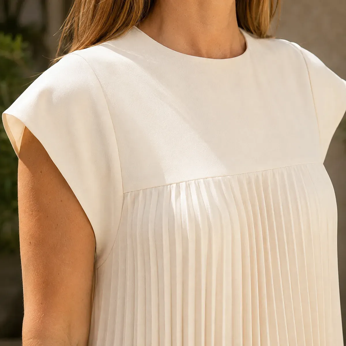 Vivienne Pleated Maxi Dress — detail